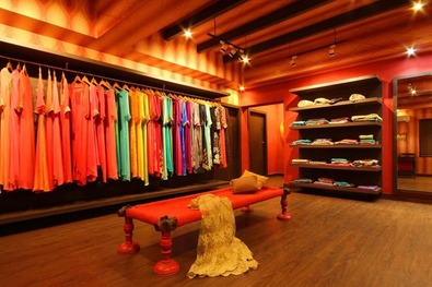 PAISLEE BOTIQUE AT PANAMPILLY NAGAR
